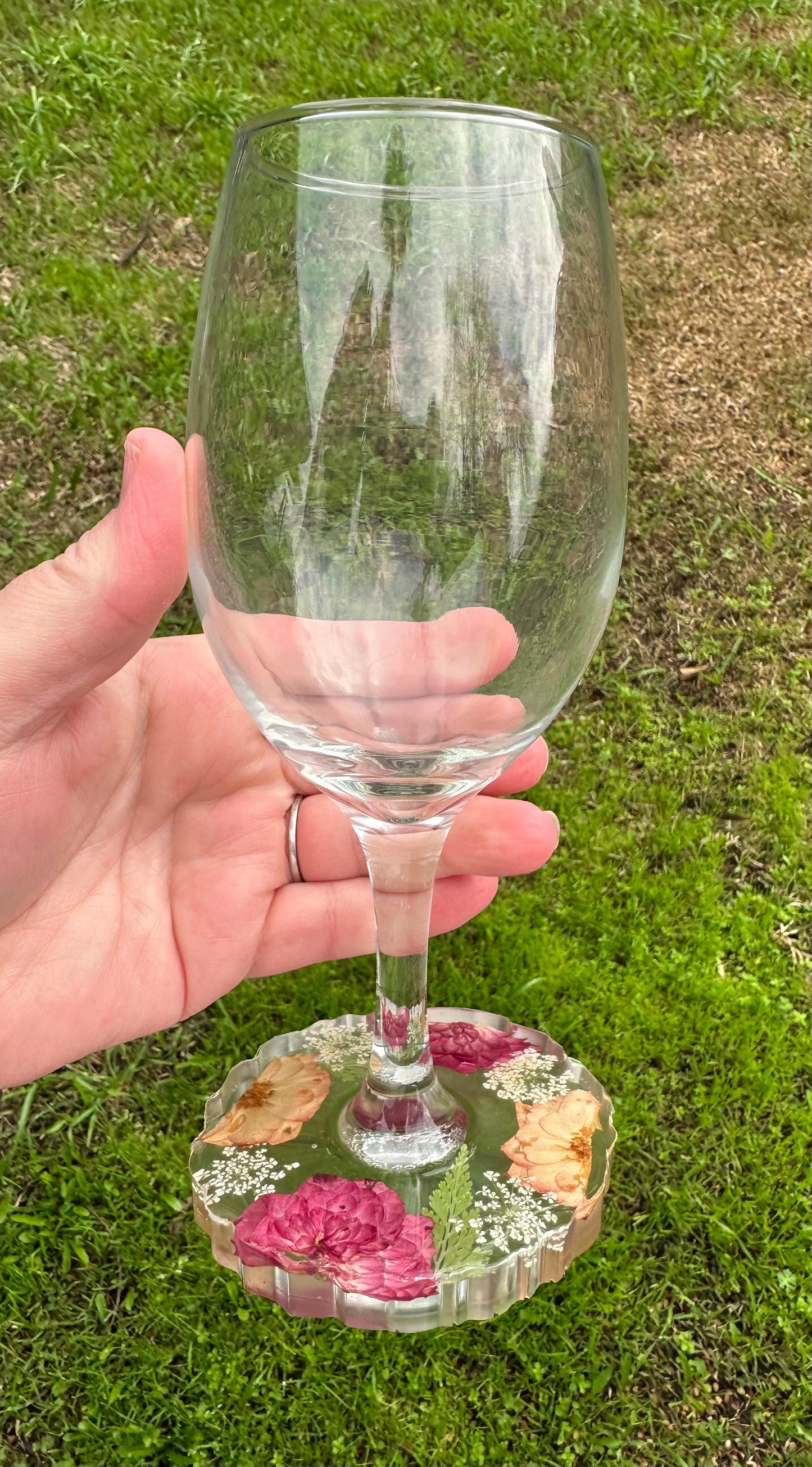 Large (20oz) Romantic Wine Glass